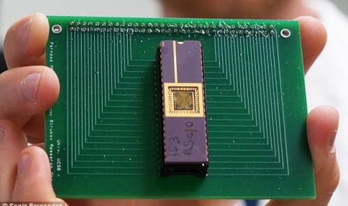 28999ECF00000578-3078955-image-a-12_1431471517355