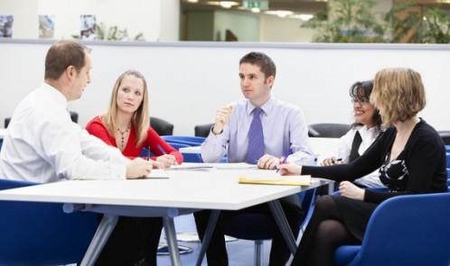better-for-smart-people-to-have-fewer-friends-study-shows-why