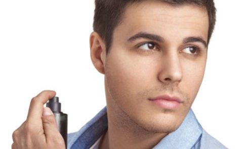 ۵۰۰x500xwomen-find-men-more-masculine-when-wearing-deodorant-study-1-727-KKN-img-1.jpg.pagespeed.ic.wb9CfHv7K1